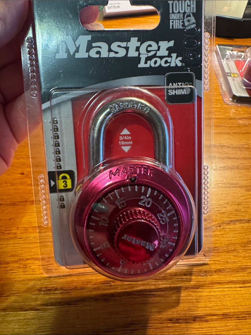 Master lock - Pink Combination Dial Padlock - Secure Keyless Lock